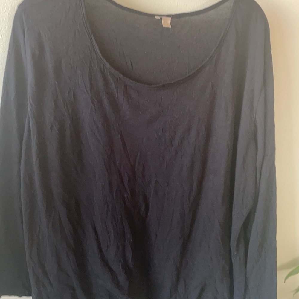 Box cut, scoop neck top